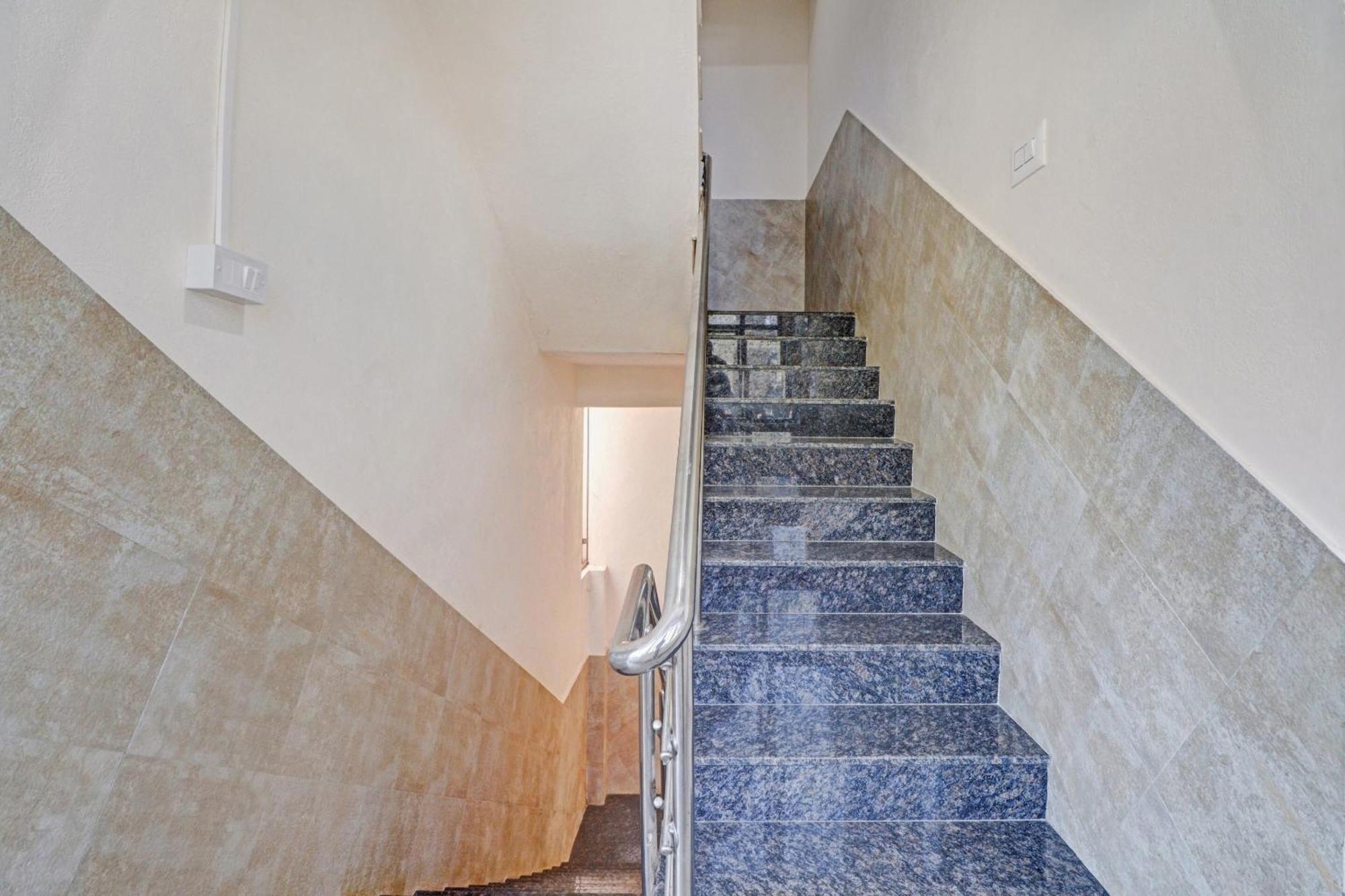 Hotel O I Care With Greenery Comforts Tumkur Εξωτερικό φωτογραφία