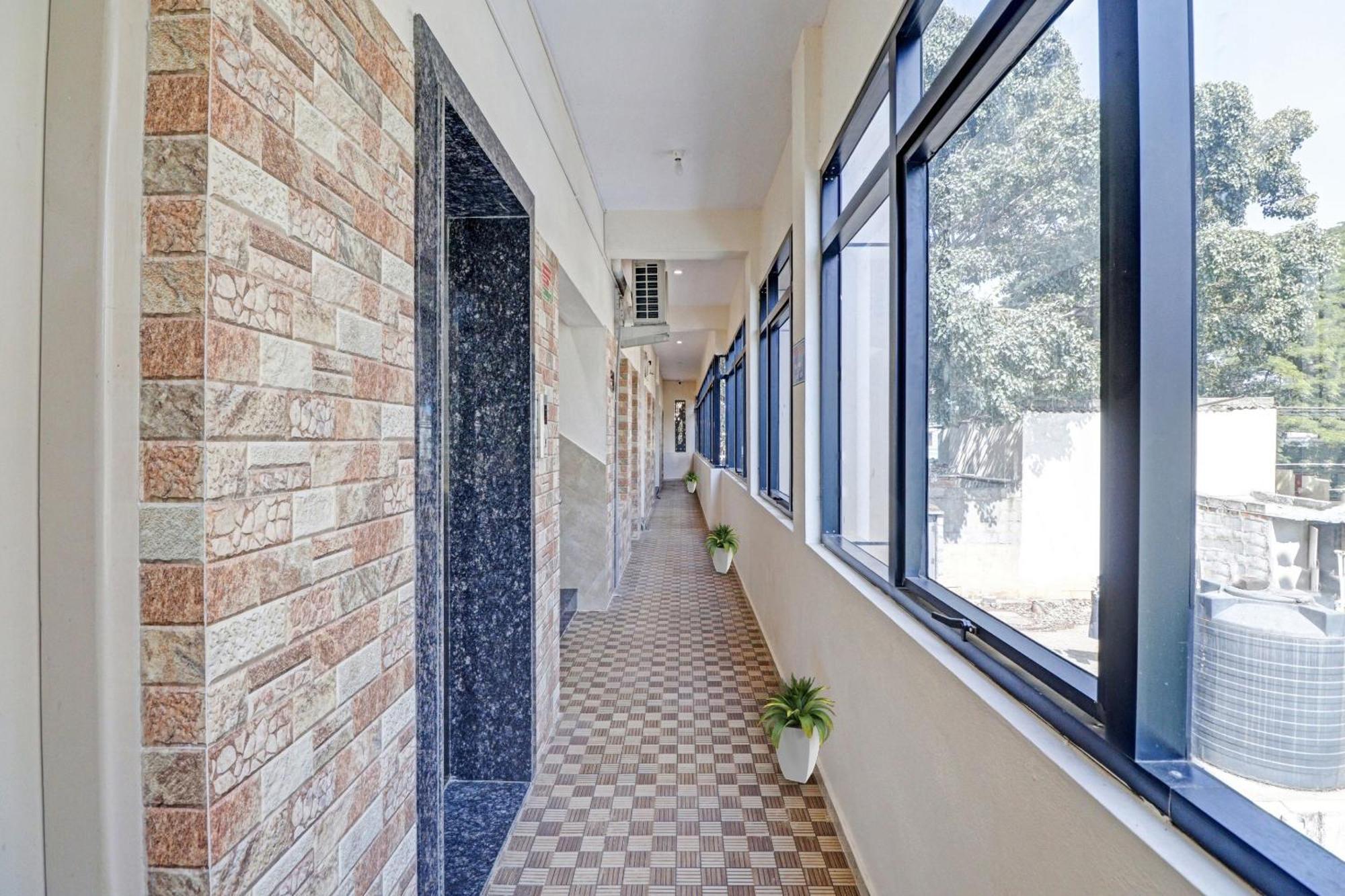 Hotel O I Care With Greenery Comforts Tumkur Εξωτερικό φωτογραφία